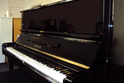 Cliquez pour agrandir Yamaha U1 occasion