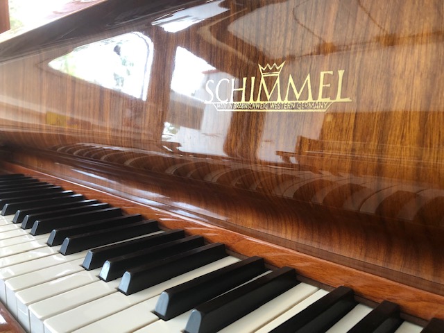 Piano d'occasion Schimmel 112